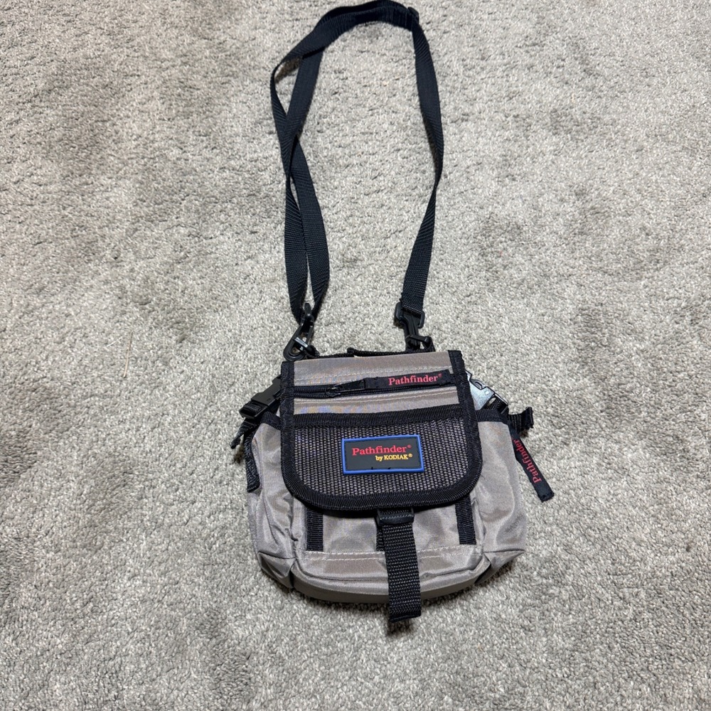 Pathfinder by Kodiak Small Crossbody Utility Bag Gray Black Nylon Hiking Travel
